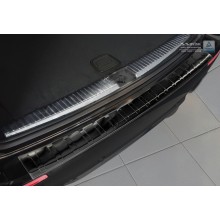 Накладка на задний бампер (черная) Mercedes E class W213 Combi (2016-)